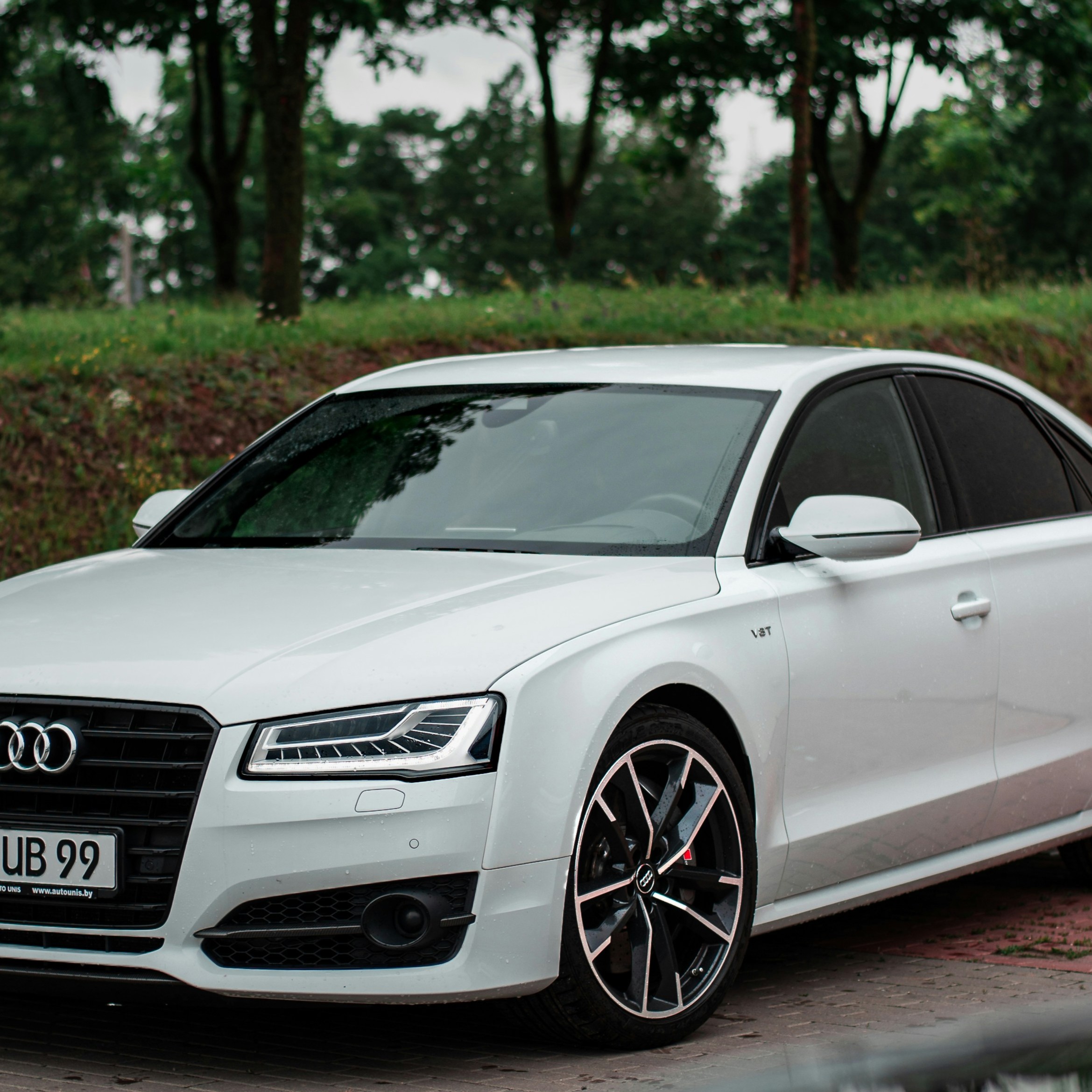 Audi A4 Exterior